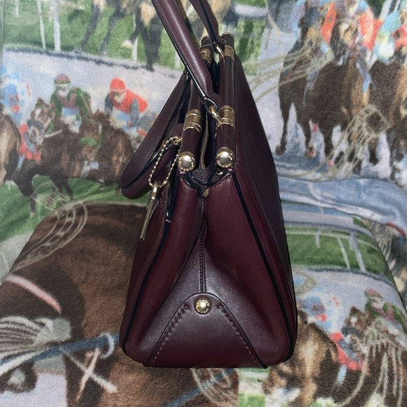 $25 ENTRY Nov GIVEAWAY Coach leather quilted oxblood  crossbody Entry only - Picture 6 of 16